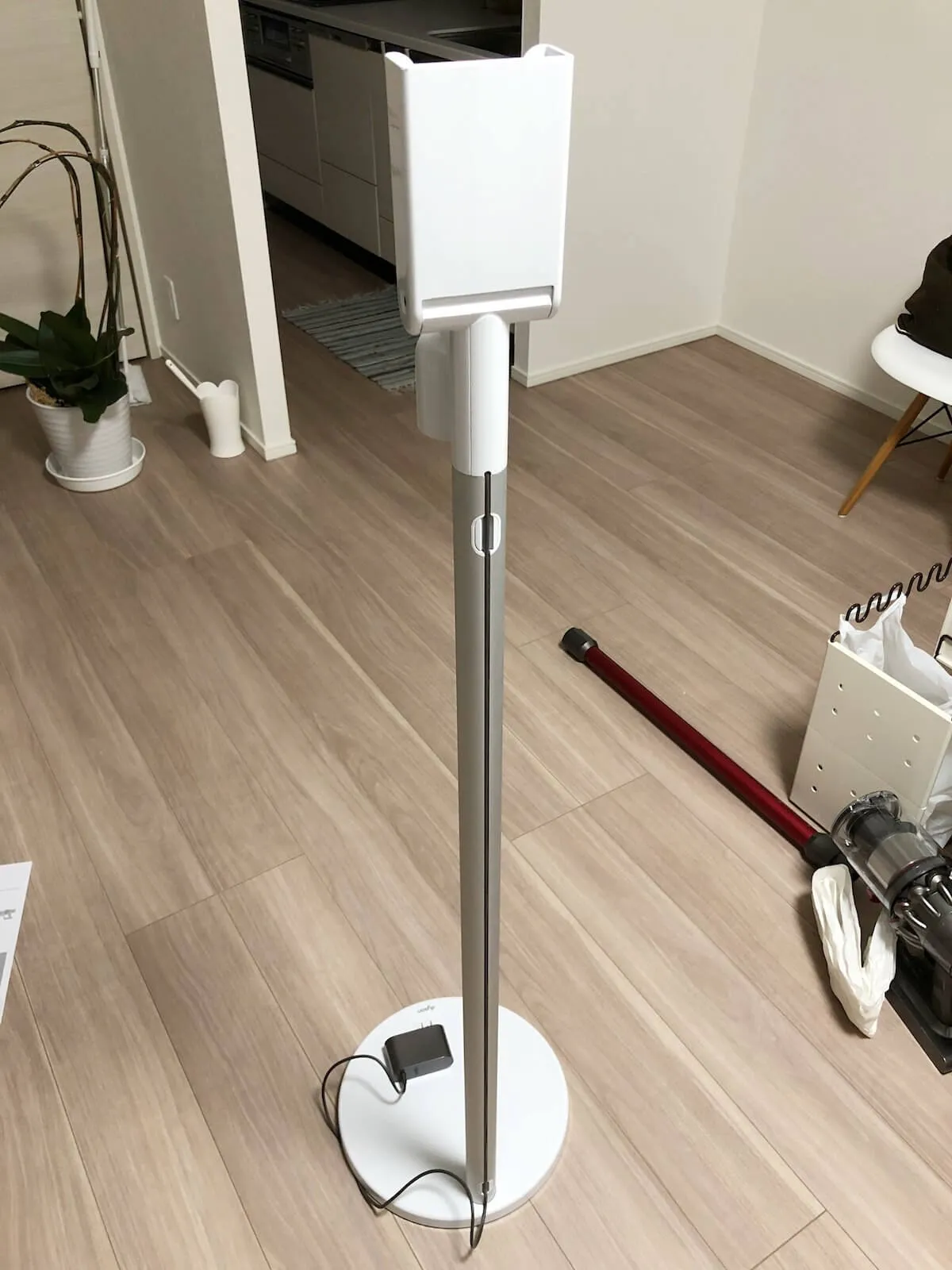 ダイソンのスタンド完成品
