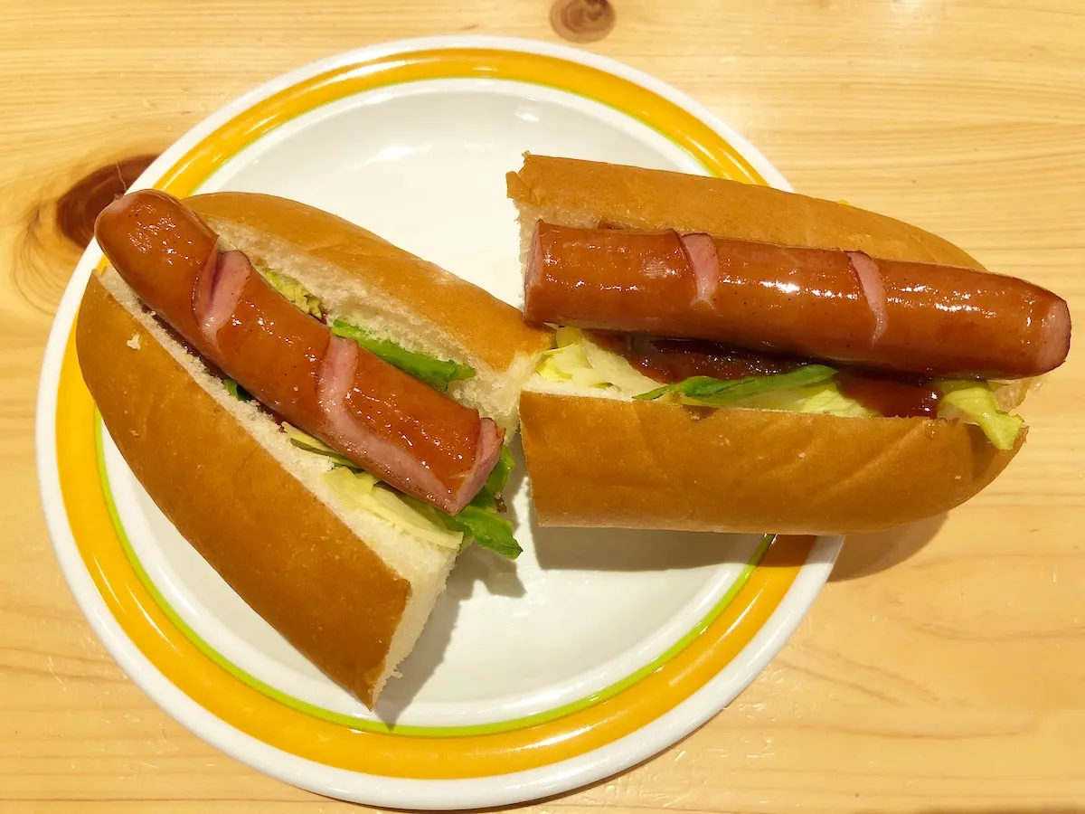 コメダのチリドッグ