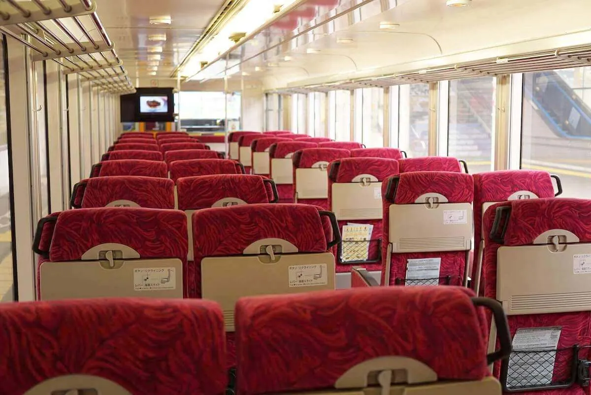 くまげらの車内