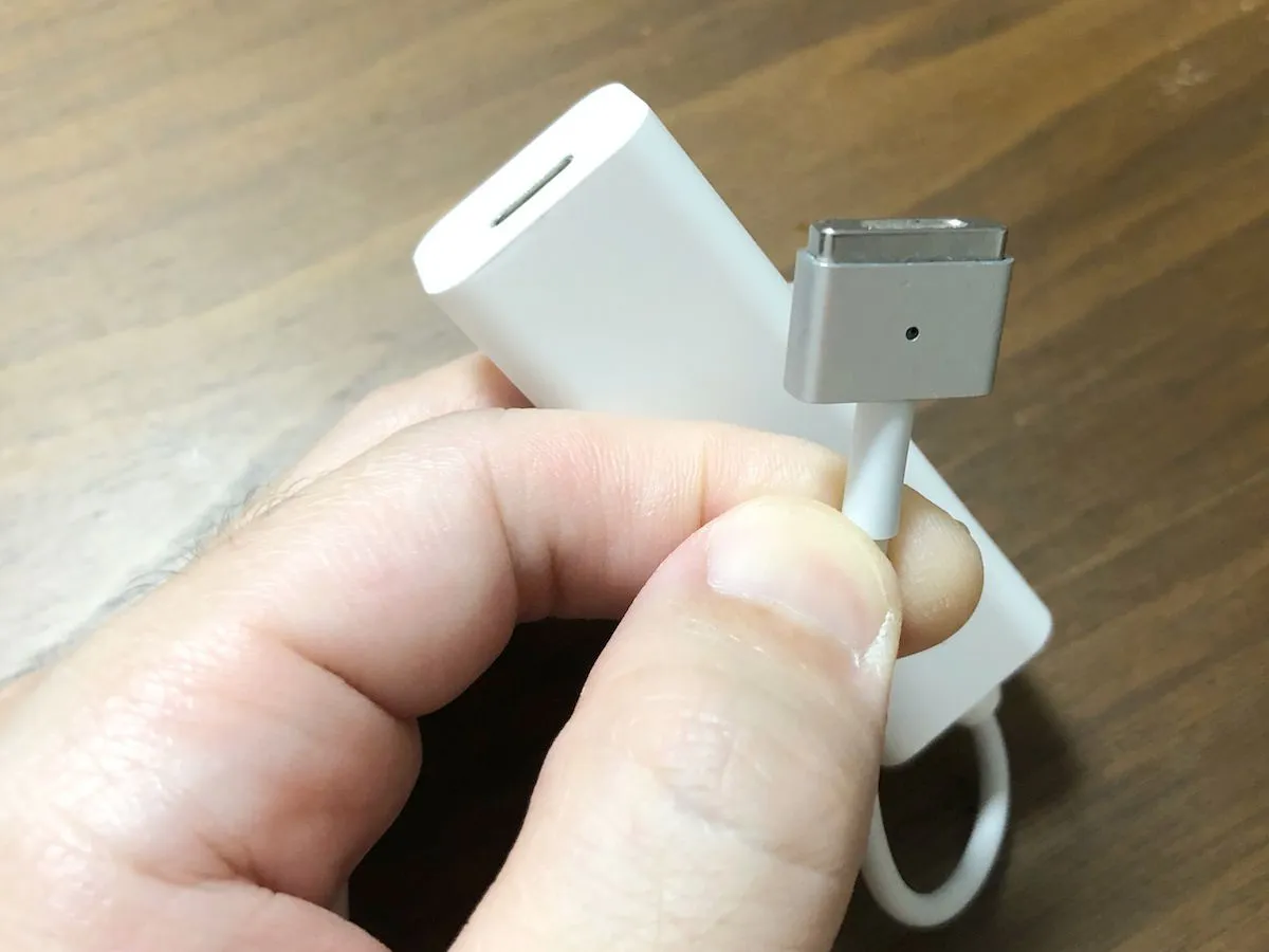 usb-c to magsafe2 アダプター