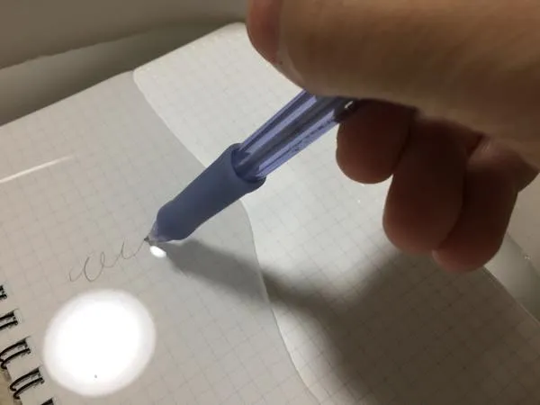 pen1.jpg Pen1